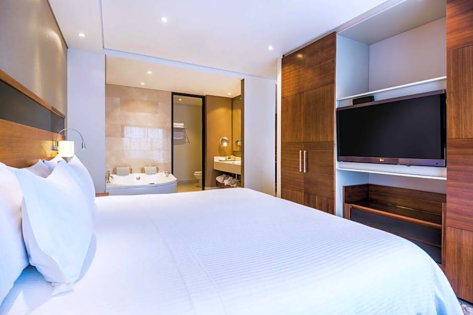 DoubleTree by Hilton Bogota - Parque 93