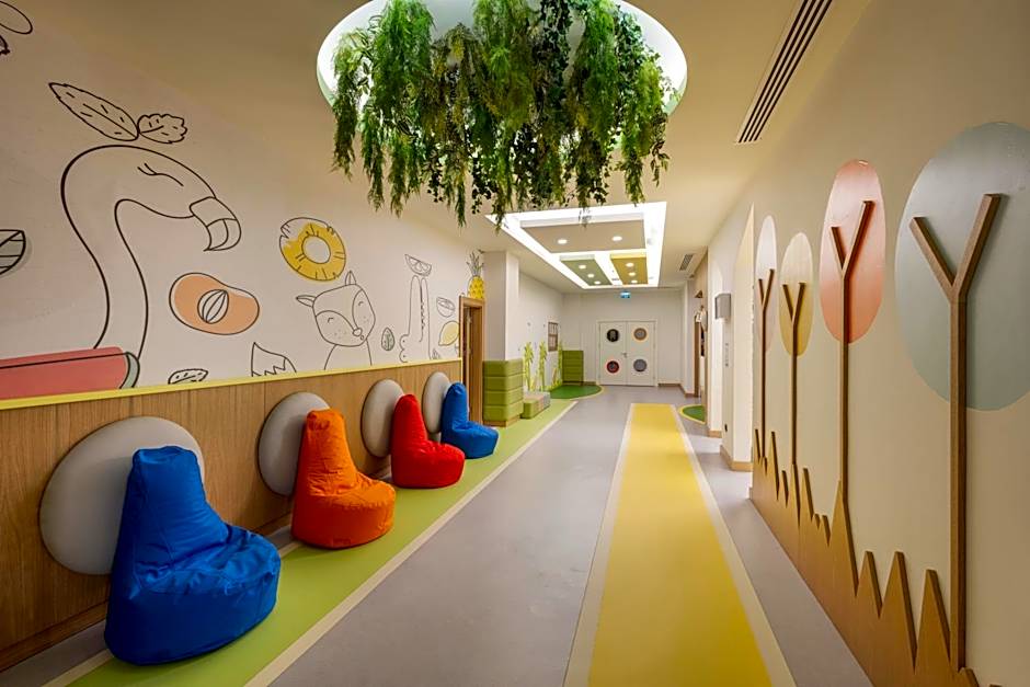 Arcanus Hotels Trendline Side