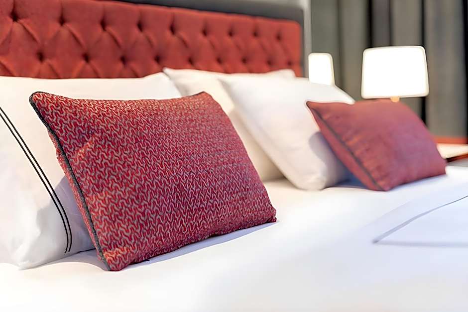 MOTİF HOTEL