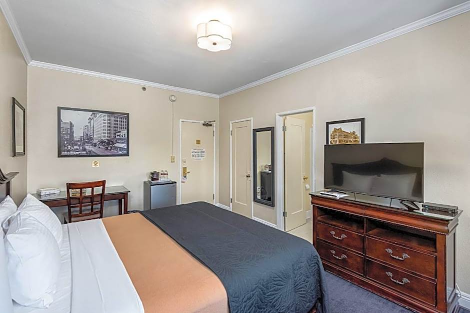 Hollywood Historic Hotel