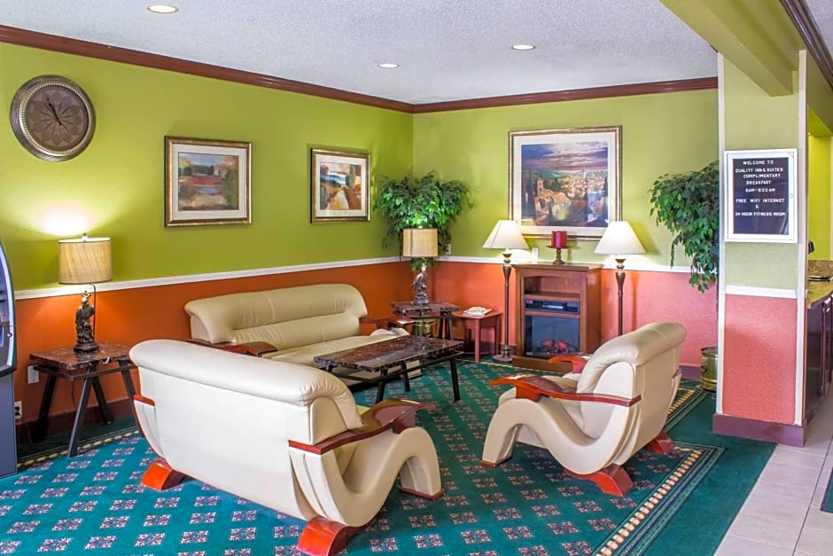 Quality Inn & Suites