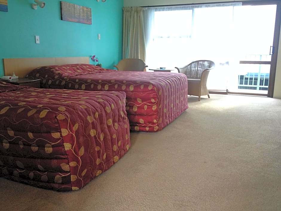 Bay Sands Seafront Studios