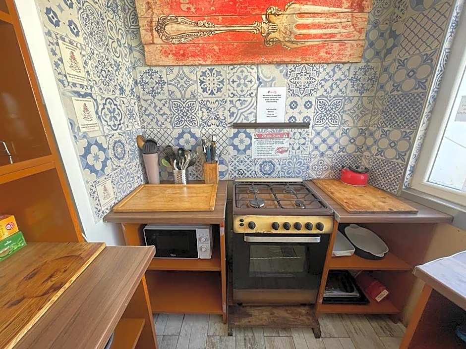 Marco Polo Party Hostel