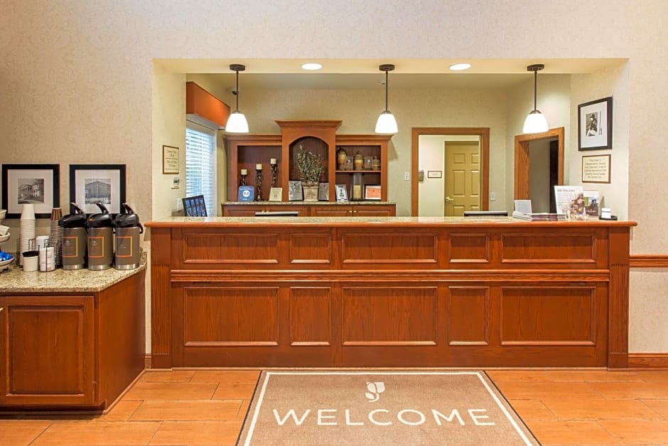 Country Inn & Suites by Radisson, Buffalo South I-90, NY