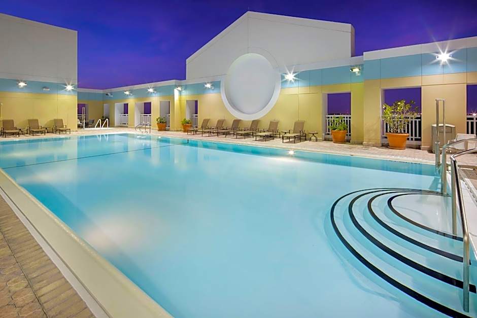 Sheraton Suites Fort Lauderdale West