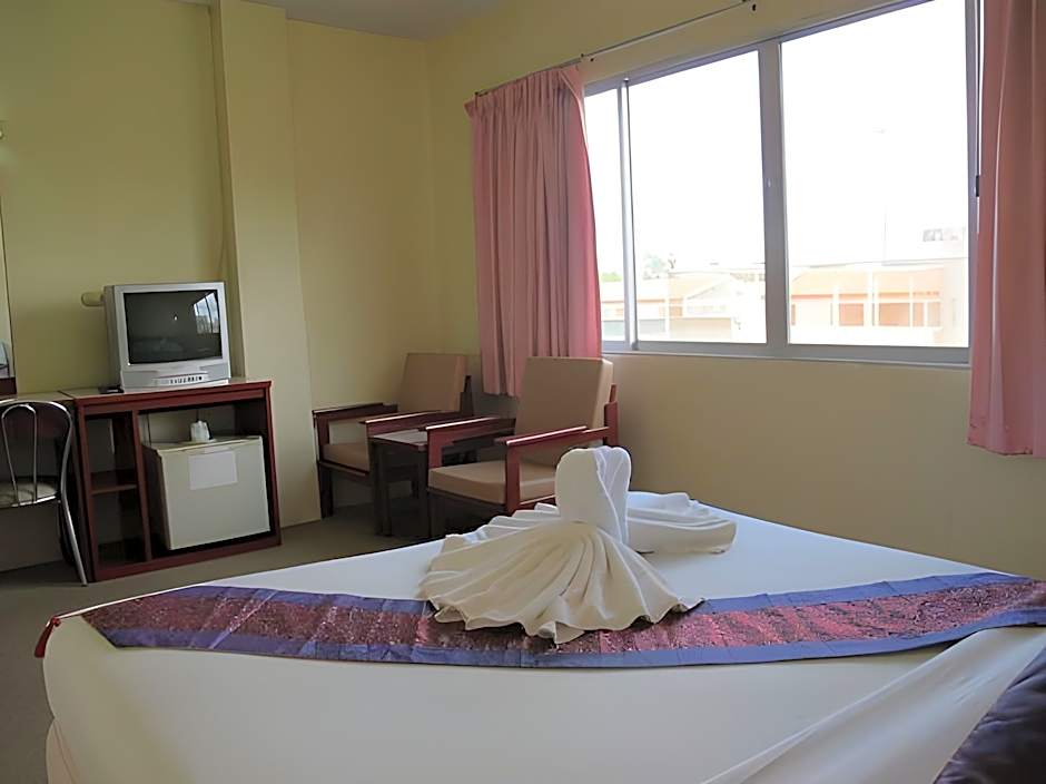 Chumphon Palace Hotel