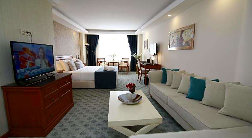 Tuzla Garden Hotel and Spa