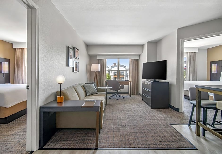 Residence Inn by Marriott Phoenix Glendale Sports & Entertainment District