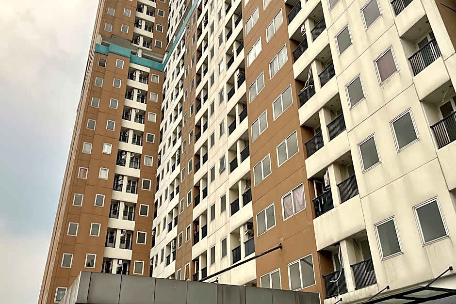 Urban Hotel Serpong by Zuzu