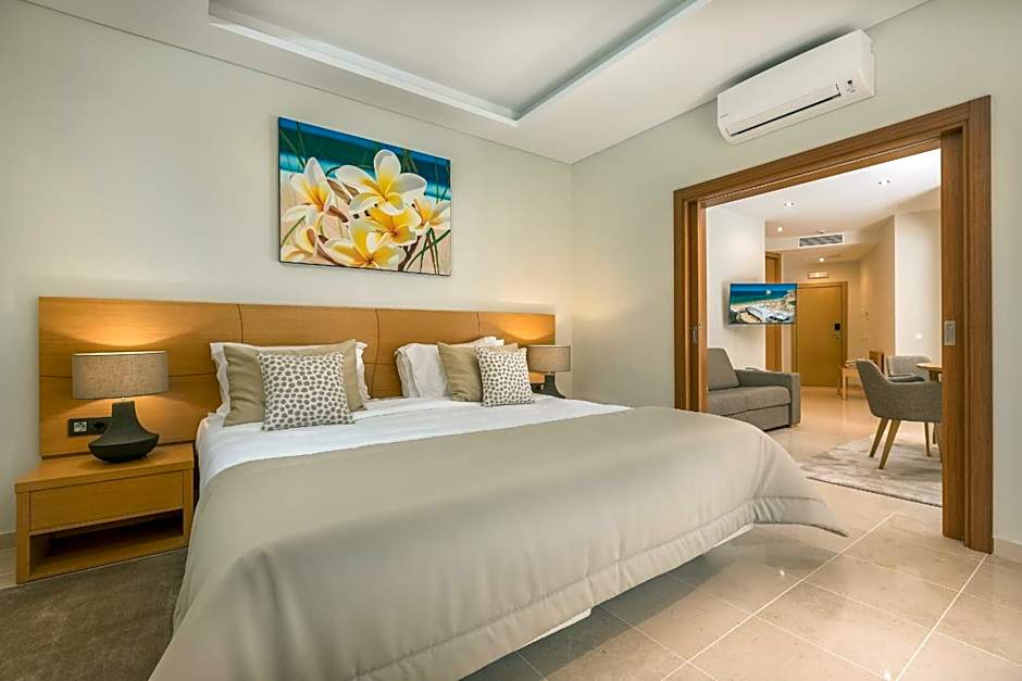 Caneiros Luxury House & Suites