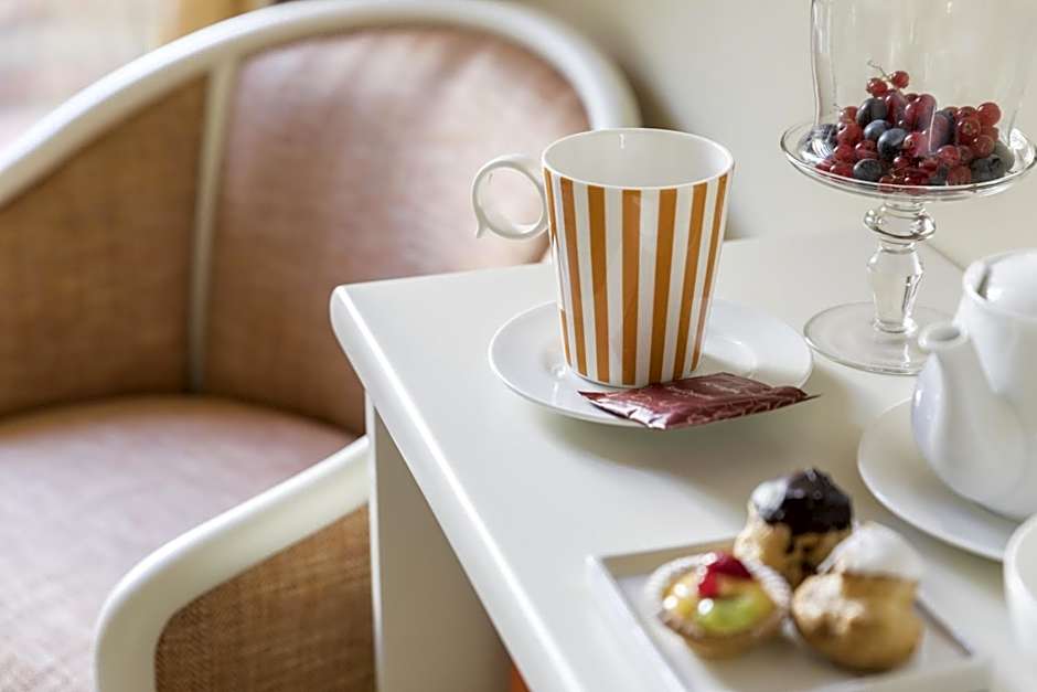 Relais Santa Chiara Hotel