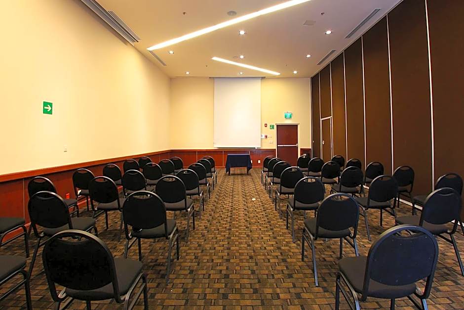 Hotel Opus Grand Toluca Aeropuerto