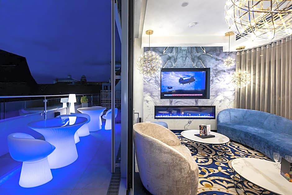 Best Western Premier Royal Blue - Adult only