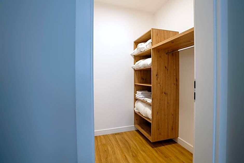 Bloom Downtown Suites