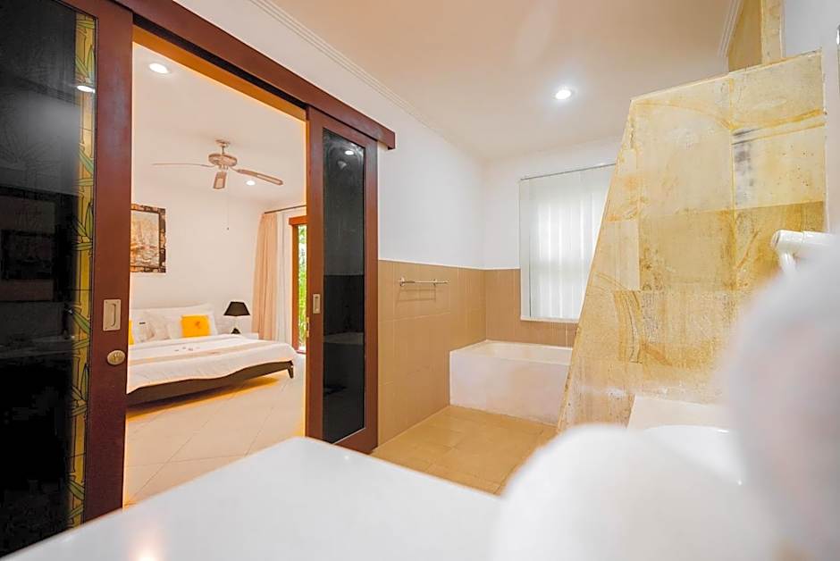 Orlowsky Discovery Candidasa Hotel