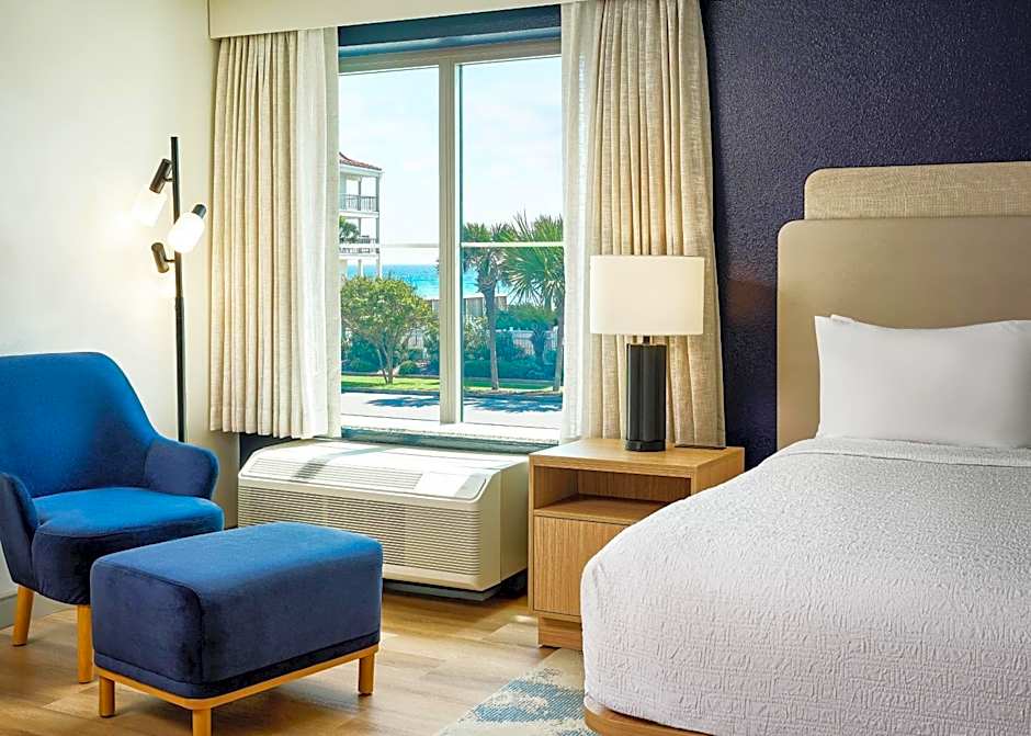 Hampton Inn & Suites Destin