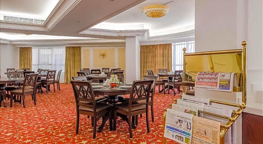Crystal Plaza Al Majaz Hotel