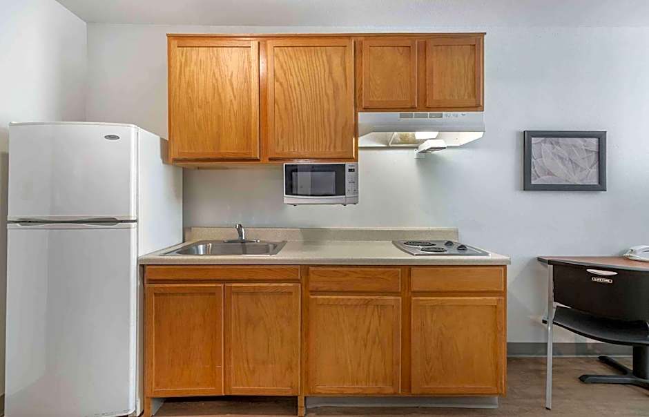 Extended Stay America Select Suites - Austin - Northwest