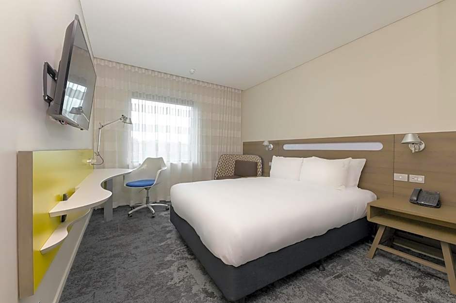 Holiday Inn Express Sydney Macquarie Park By IHG