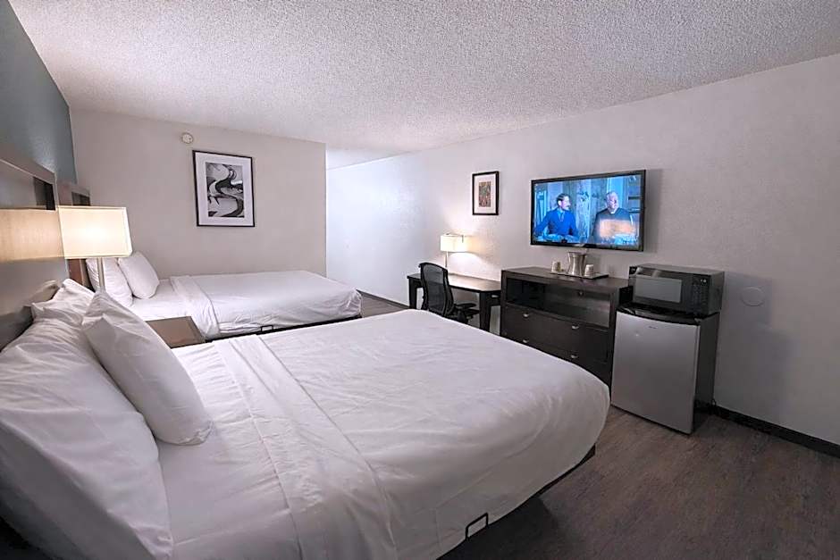 Express Inn & Suites