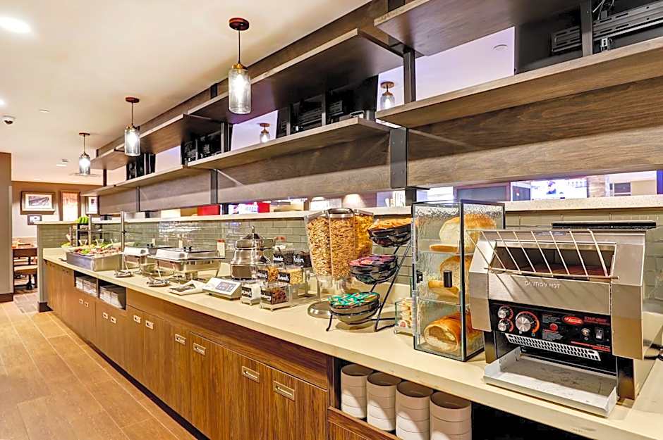 Holiday Inn Mississauga Toronto West By IHG