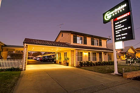 Green Gables Motel