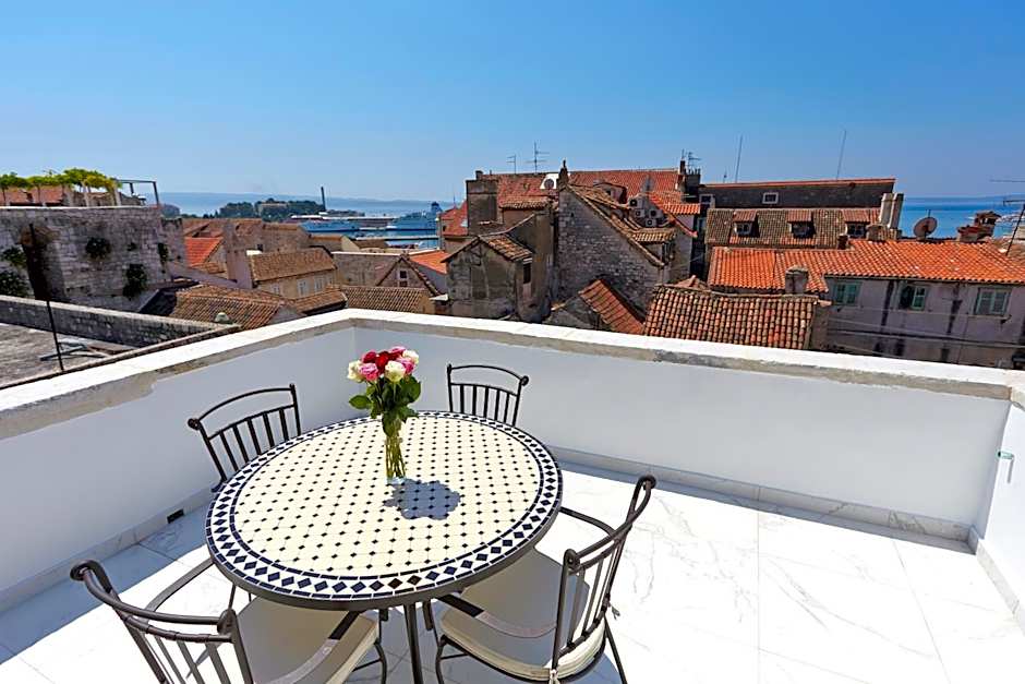 Jupiter Luxury Hotel