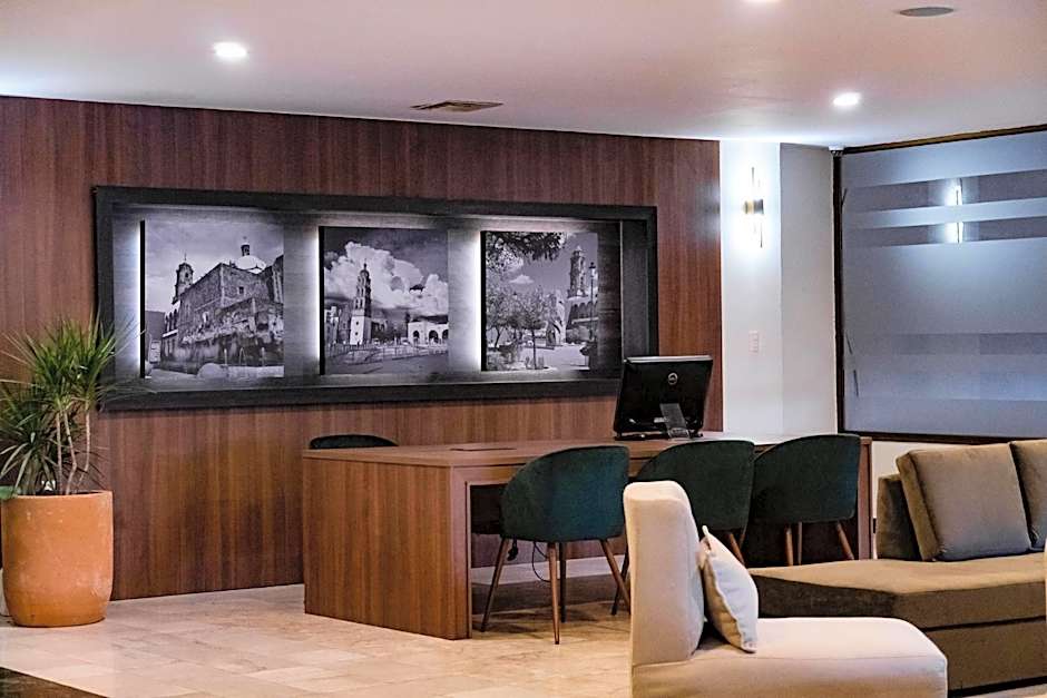 Best Western Plus Plaza Florida & Tower