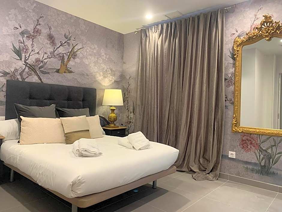 VTZ The Botanic Hostel