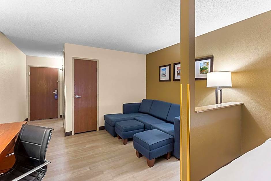 Comfort Suites Grayslake Near Libertyville North