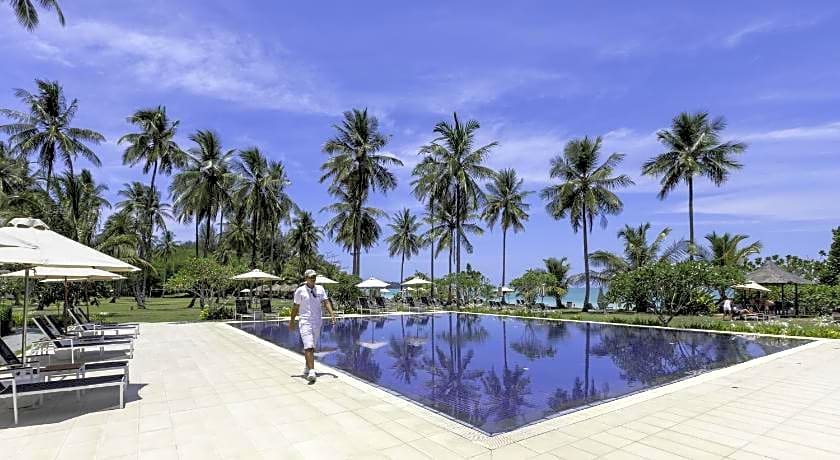 Kantary Beach Hotel Villas & Suites