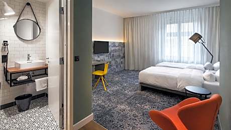 Standard King Room