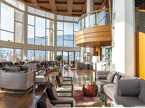 Banyan Tree Jiuzhaigou