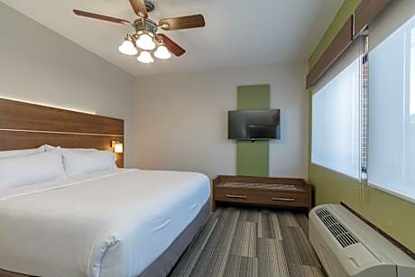 Suite with Two King Beds