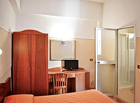 Economy Double or Twin Room