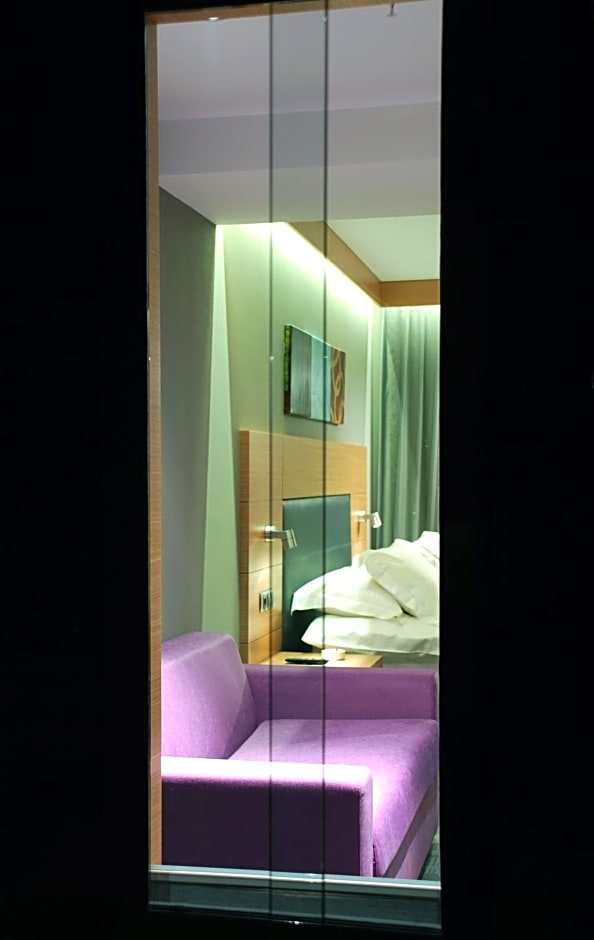 Met Boutique Hotel