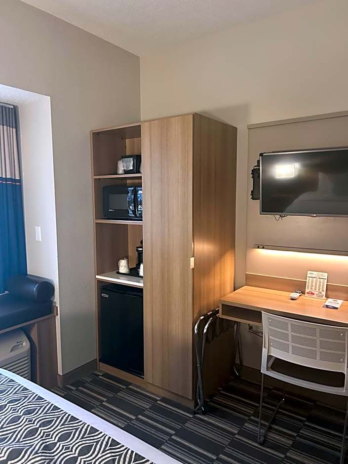 Microtel Inn & Suites By Wyndham Lynchburg