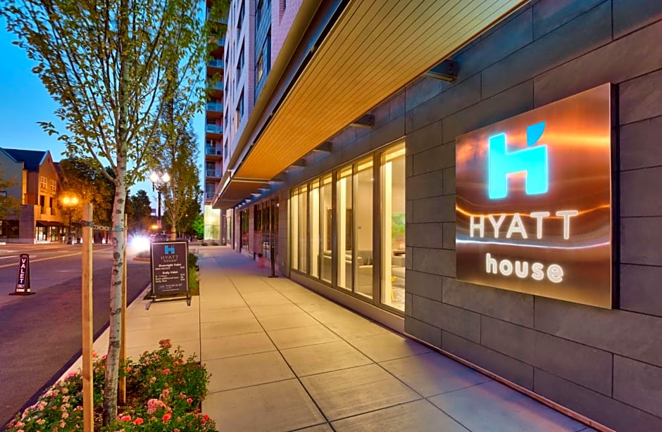 Hyatt House Portland/Downtown