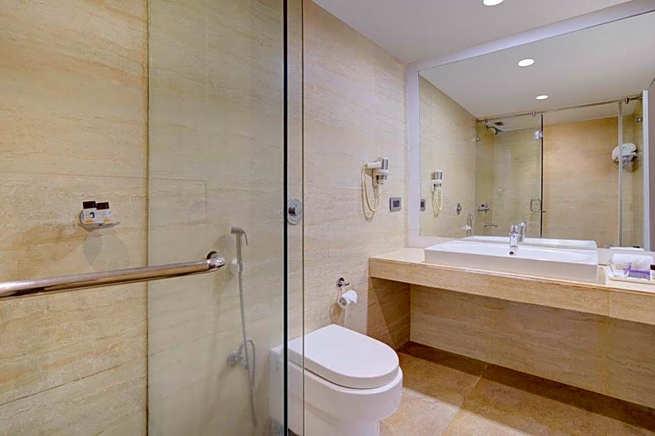 Voyage Milestone Hotel & Banquet