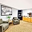 Super 8 by Wyndham Macomb