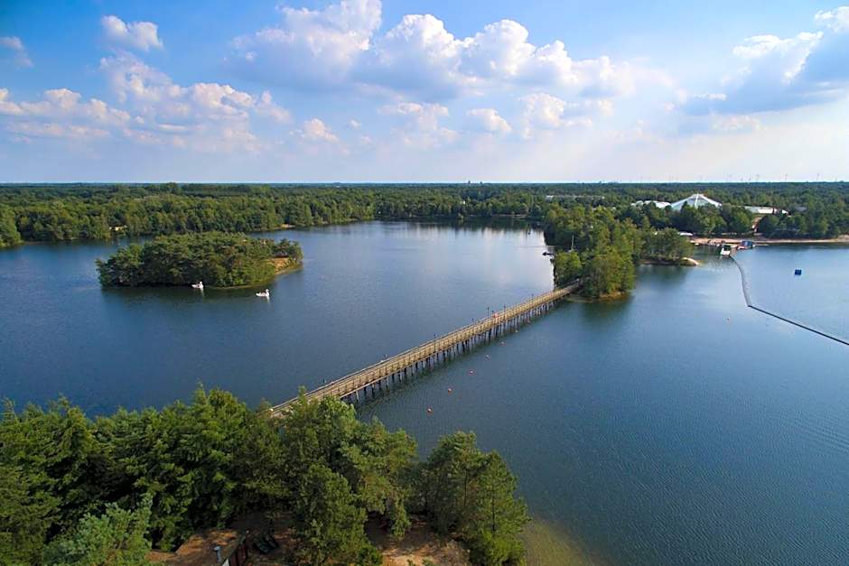 Hotel De Vossemeren by Center Parcs