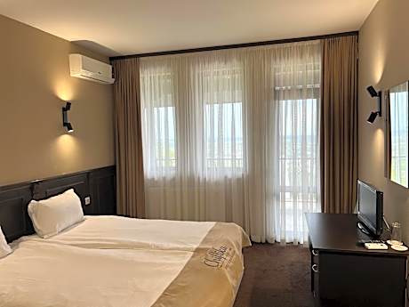Chiflika Family Hotel