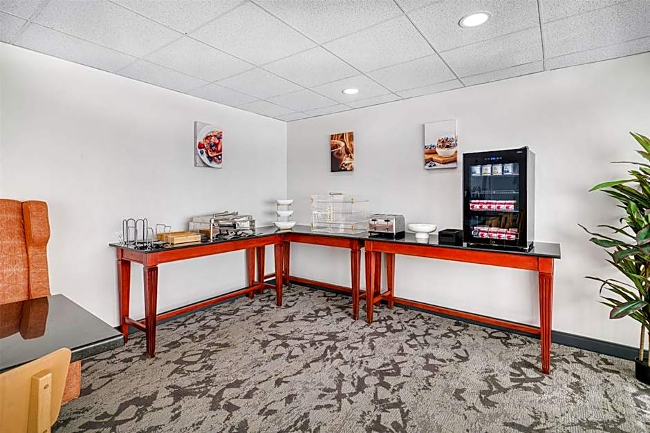 Baldwin Inn & Suites, SureStay Collection by Best Western