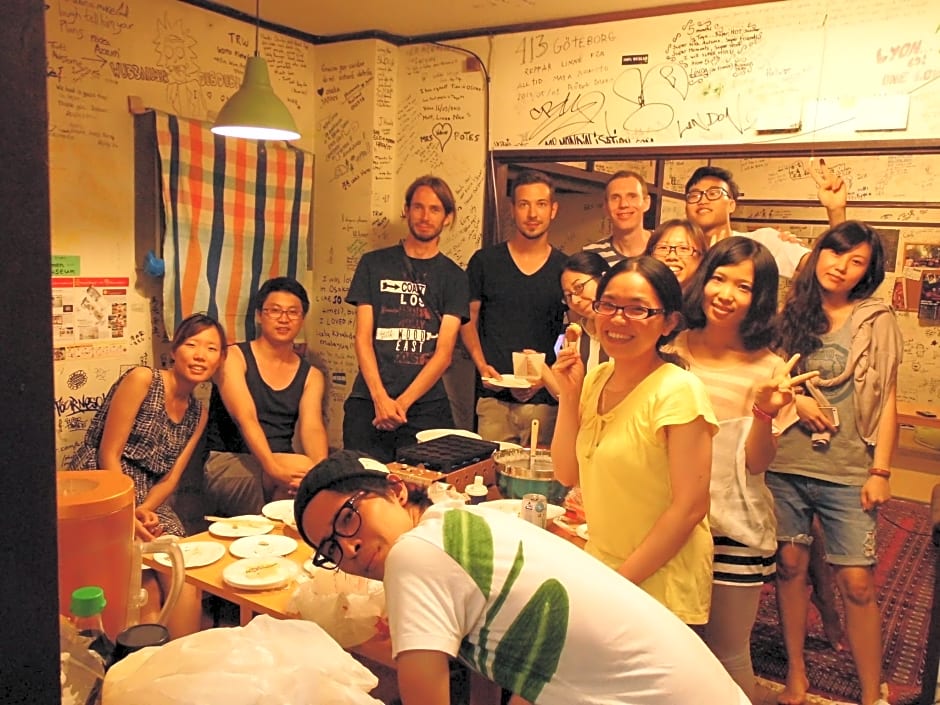 Backpackers Hotel Toyo