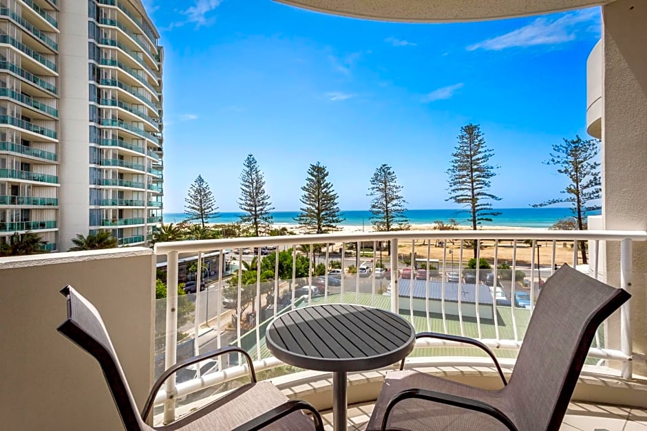 Kirra Beach Apartments