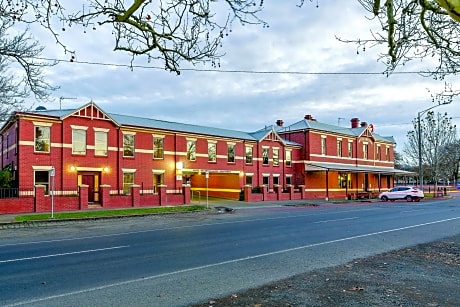 Lake Inn - Ballarat