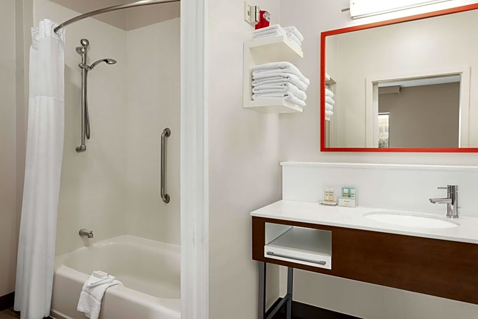 Hampton Inn By Hilton & Suites Overland Park South