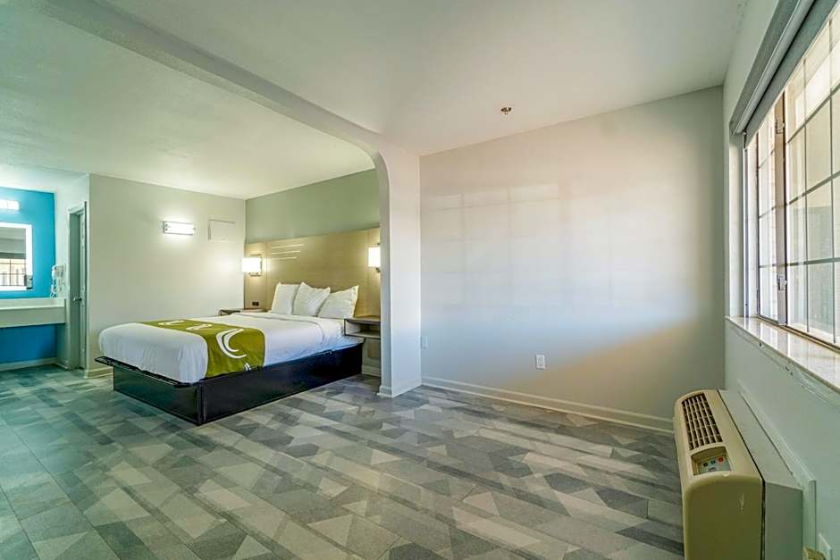 Pleasanton Executive Inn By OYO