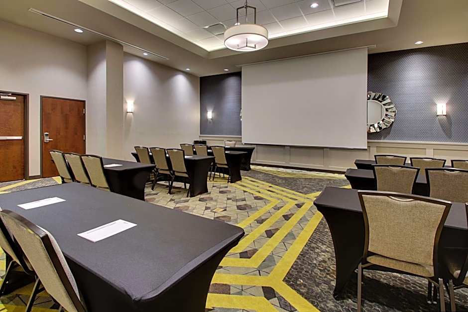 Drury Plaza Hotel Cape Girardeau Conference Center