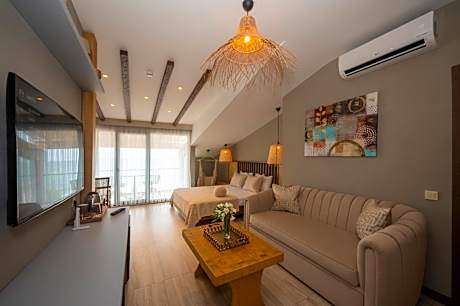 Superior Suite with Sea View